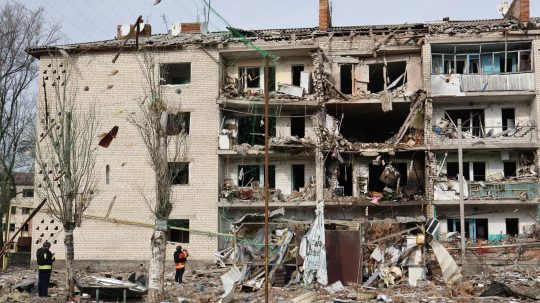 Zničené budovy v Záporoskej oblasti na Ukrajine.