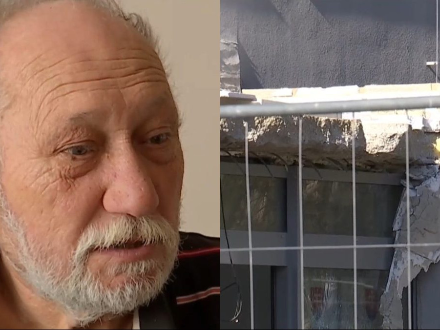 Na snímke muž, ktorého privalila strecha v Komárne.