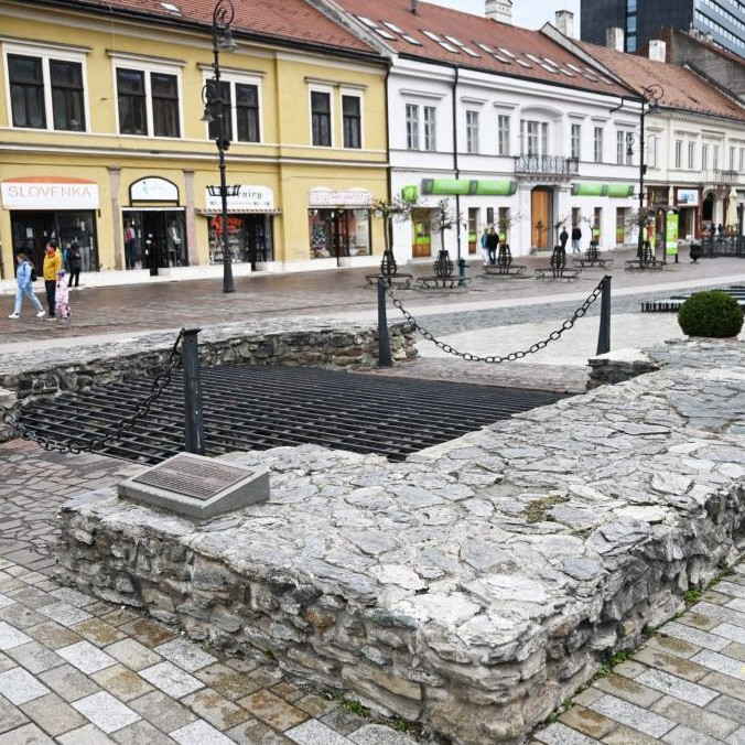 Dolná brána na Hlavnej ulici v Košiciach.