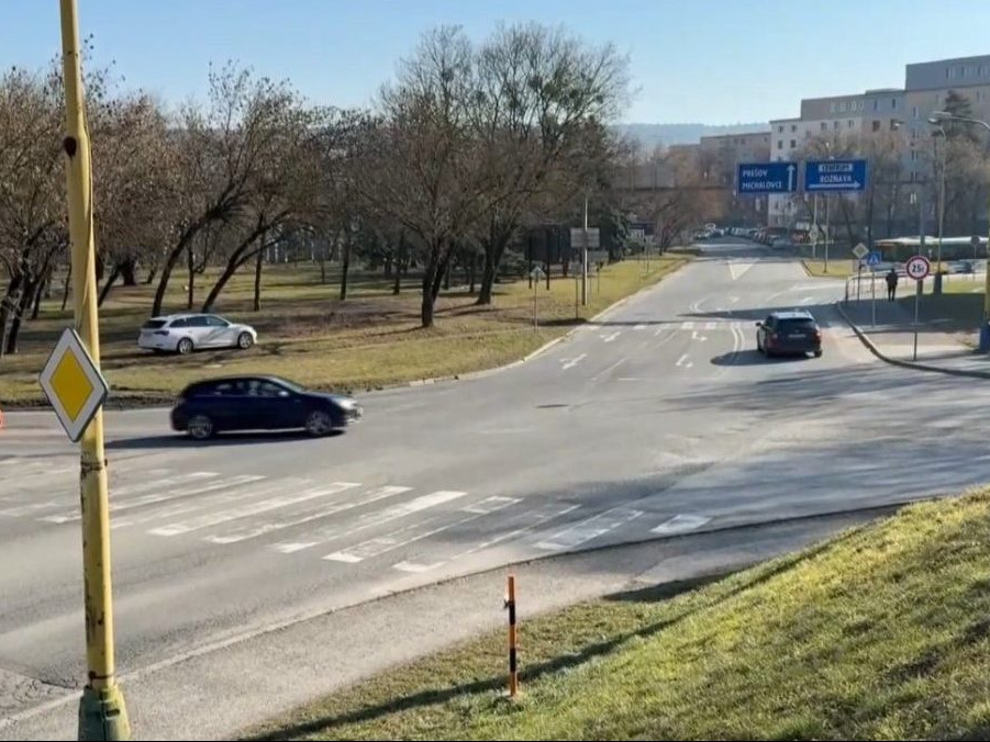 Vodiči na problematickej križovatke v Košiciach čakajú aj desiatky minút. Riešením má byť projekt za štvrť milióna