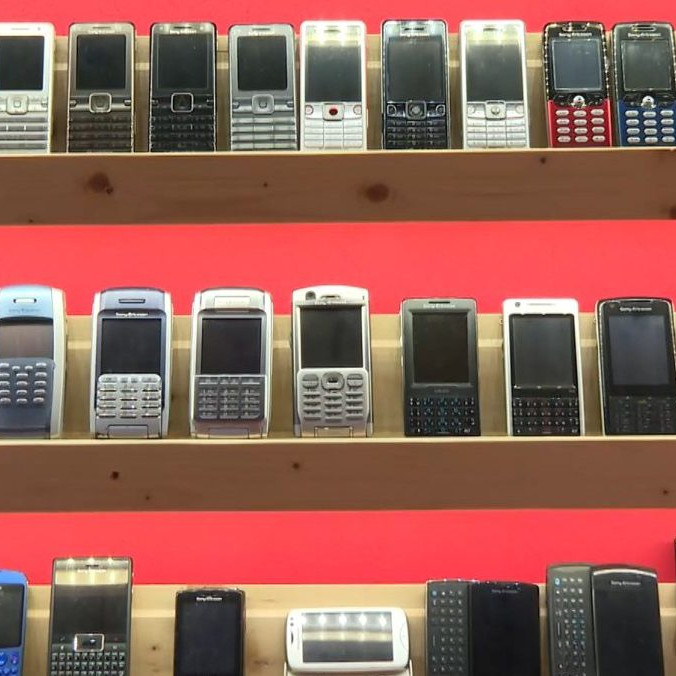 Na snímke zbierka Štefana Polgáriho.