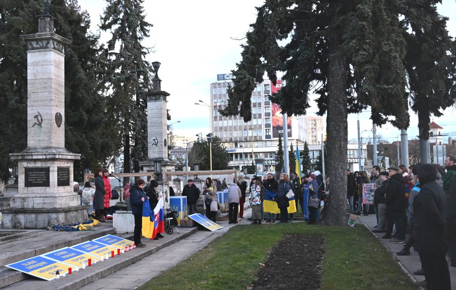 Na snímke účastníci pochodu.