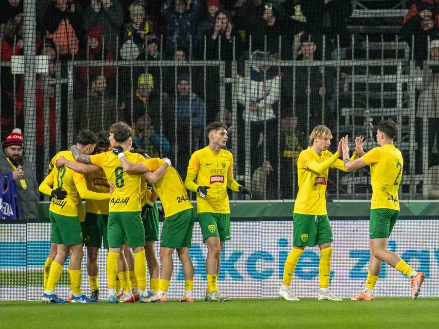 Žilinčania vyradili giganta z mládežníckej Ligy majstrov. Vypredaný štadión videl proti Liverpoolu famóznu otočku