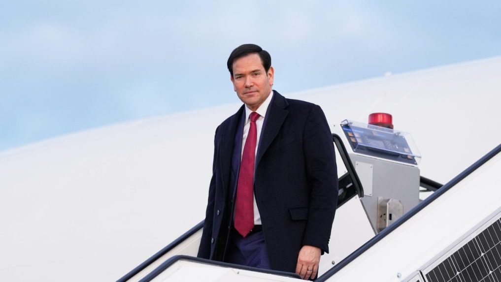 Na snímke americký minister zahraničných vecí Marco Rubio pricestoval do Mníchova.