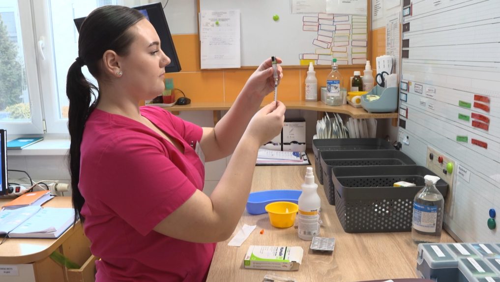 študentka zdravotníckej školy