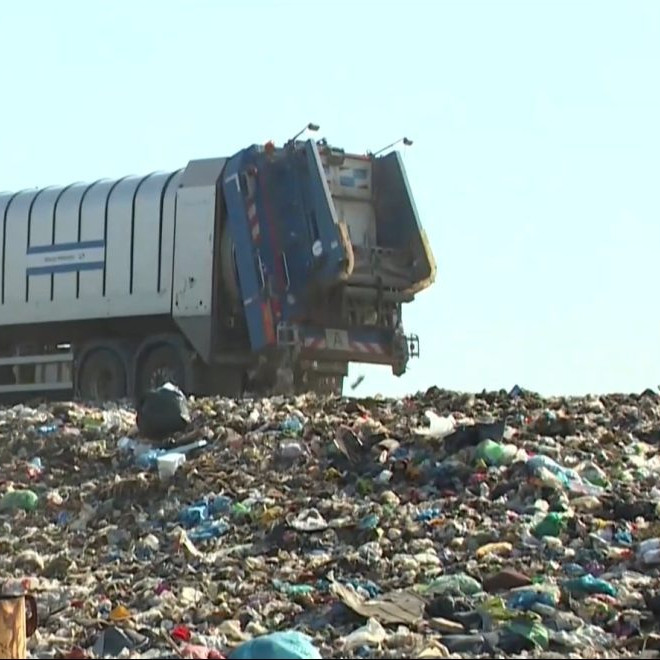 Na ilustračnej snímke skládka.