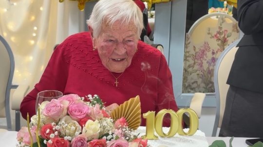 Pani Anna Kubičárová oslávila storočnicu.