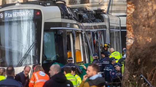 Na snímke miesto tragickej nehody v Miláne.