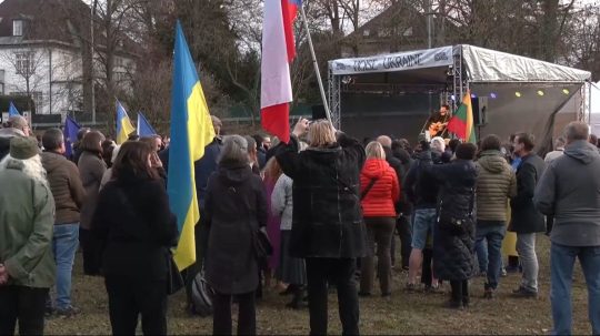 Na snímke zhromaždenie na podporu Ukrajiny v Česku.