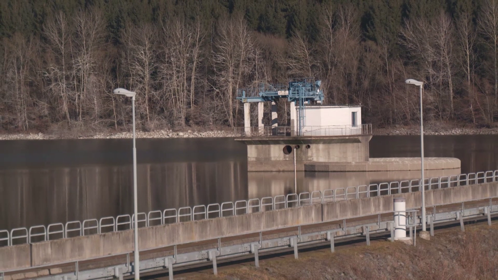 Na snímke Vodná elektráreň Málinec.