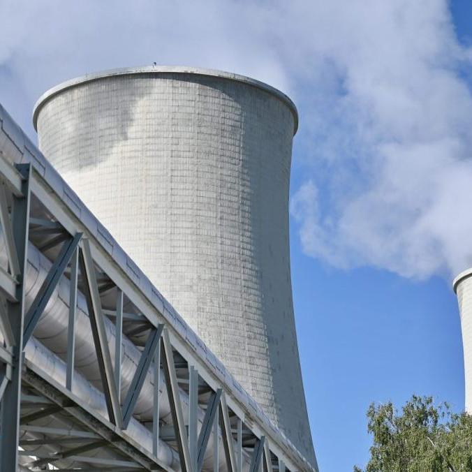 Chladiace veže Jadrovej elektrárne v Jaslovských Bohuniciach.