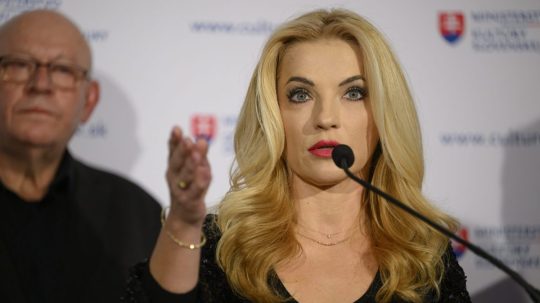 Sprava ministerka kultúry Martina Šimkovičová a predseda Rady FPU Matúš Oľha.