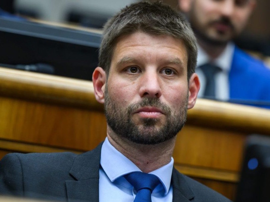 Opozičný poslanec Michal Šimečka.