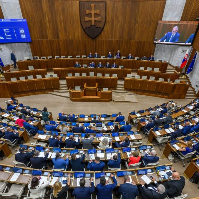 Plénum počas 39. schôdze Národnej rady SR.