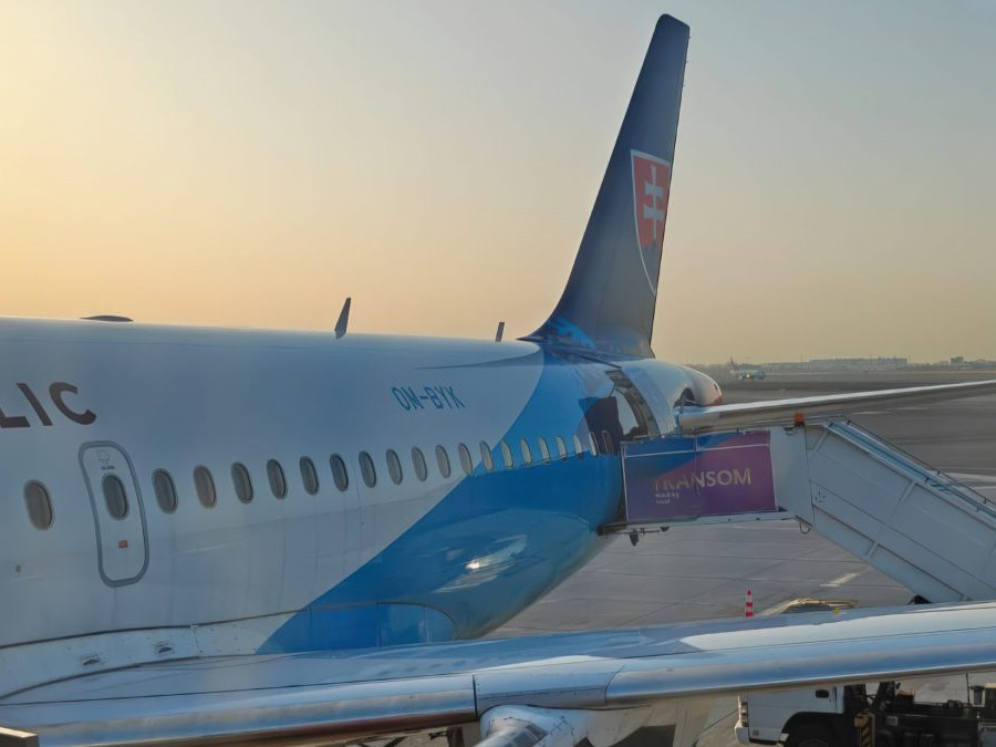 lietadlo vládny špeciáclô