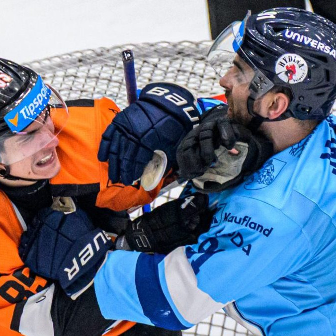 Piaty štvrťfinálový duel v Nitre má dohru: Dvaja rozhodcovia si po chybách v neprospech Michaloviec už nezapískajú