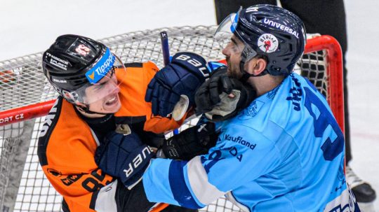 Piaty štvrťfinálový duel v Nitre má dohru: Dvaja rozhodcovia si po chybách v neprospech Michaloviec už nezapískajú