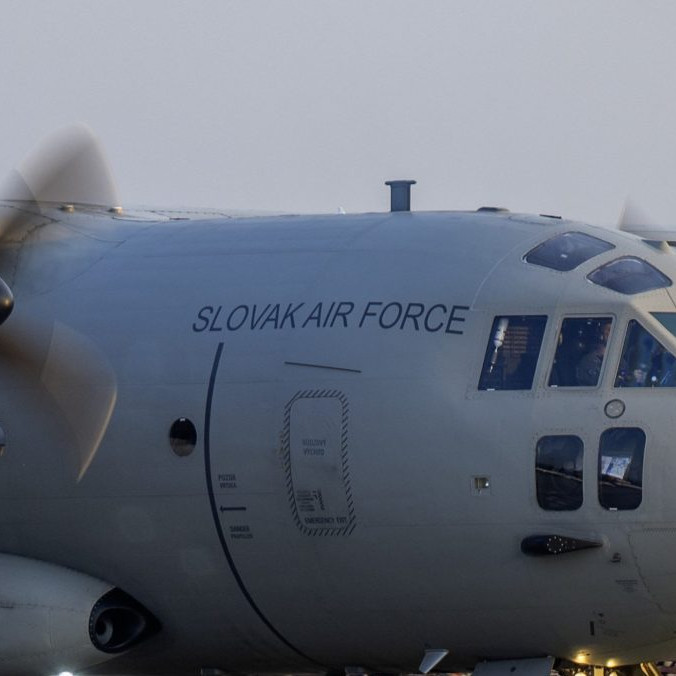 Na snímke lietadlo.