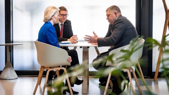 Robert Fico na stretnutí s Ursulou von der Leyenovou.