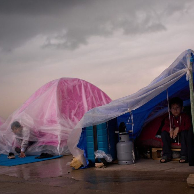 deti v stanoch v Libanone