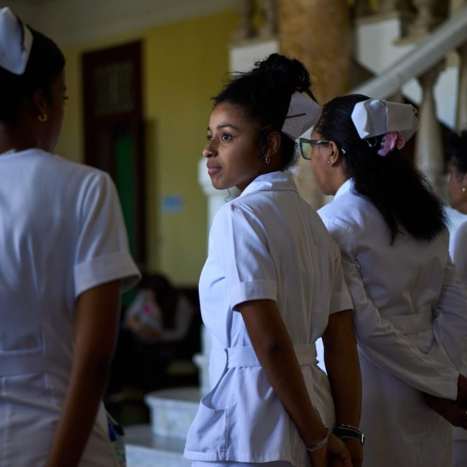 Zdravotné sestry v Havane na Kube
