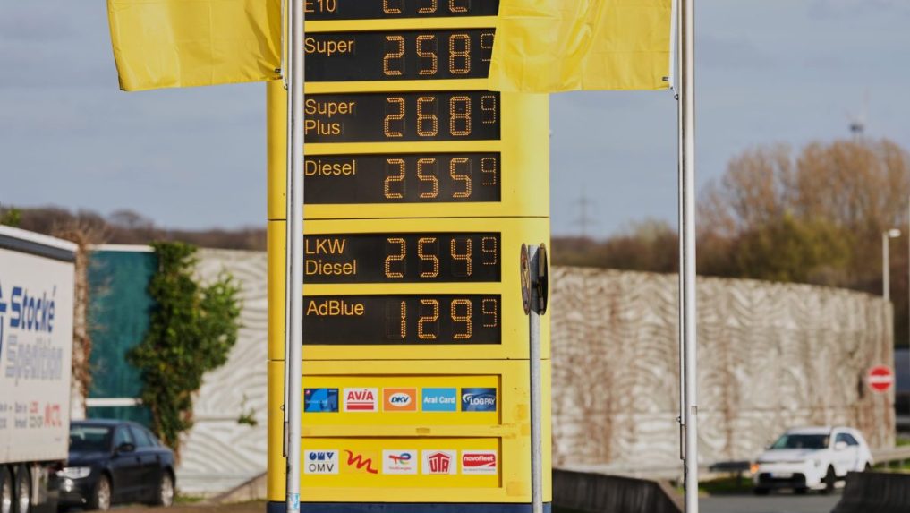 ceny pohonných látok na čerpacej stanici