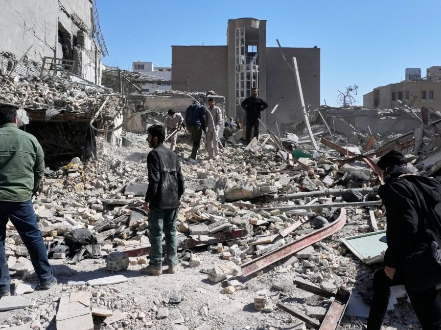 Teherán po izraelsko-amerických útokoch 3. marca 2026.