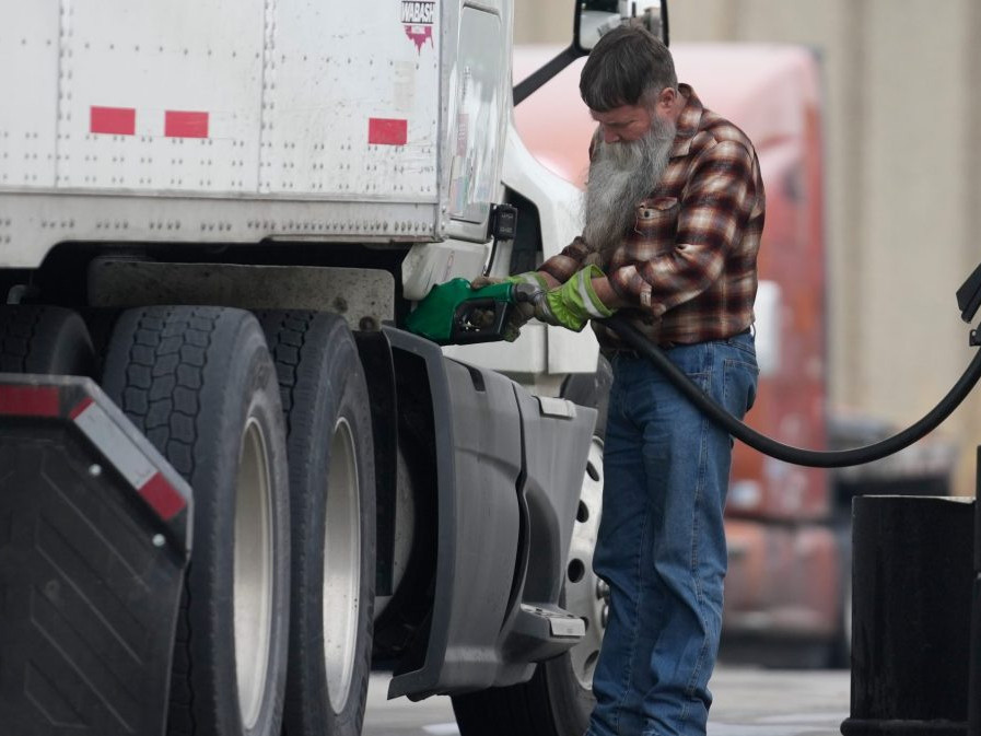 tankovanie do nákladiaku