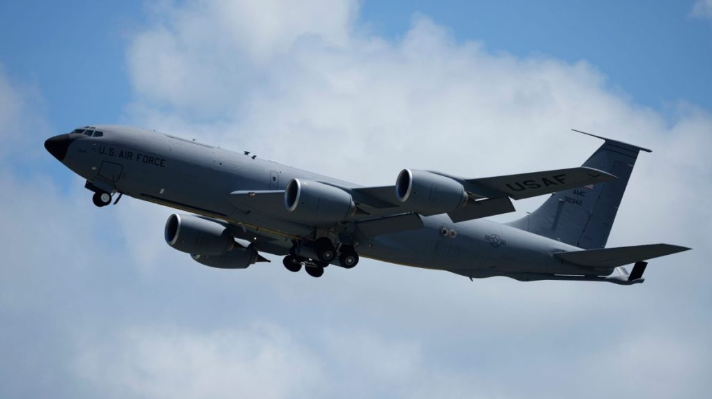 Americké vojenské tankovacie lietadlo KC-135.