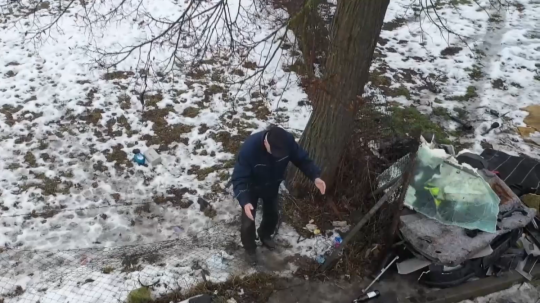 Na snímke pán Jozef pri polote.