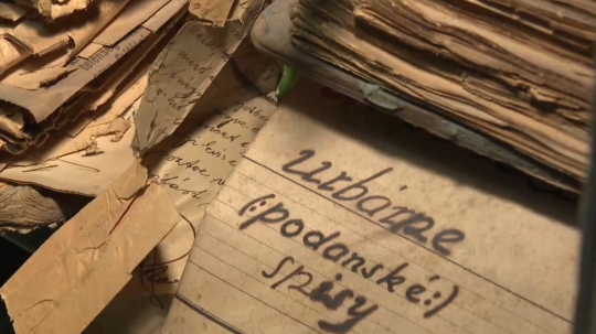 Mestské knihy alebo protokoly zapisoval notár