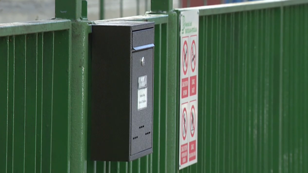 Na snímke poštová schránka.