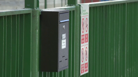 Na snímke poštová schránka.