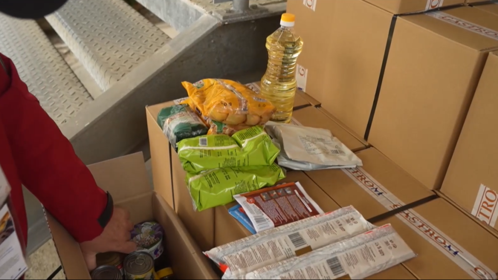 V potravinovom balíku môžu nájsť ľudia najmä trvanlivé potraviny.