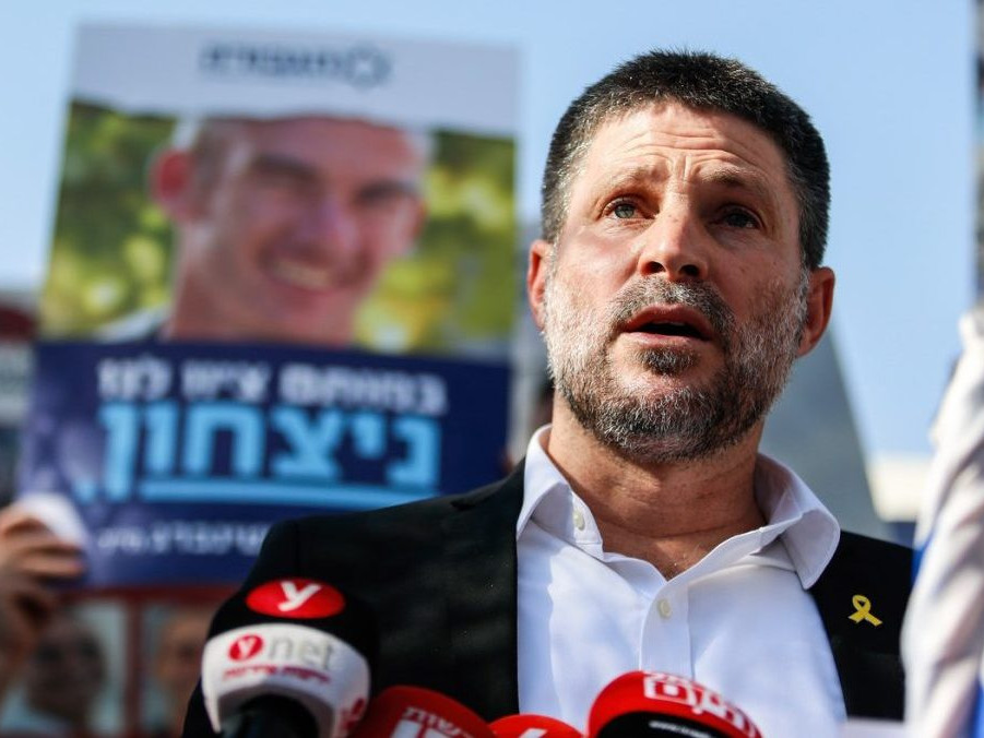 Izraelský minister financií chce prepisovať hranice. Vyzýva na anexiu južného Libanonu či územia v Pásme Gazy