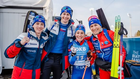 Famózna slovenská mix štafeta siahala v Otepää na pódium, triumf oslavujú Švédi