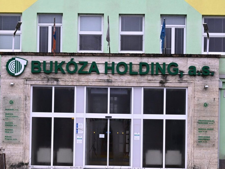 Bukóza holding