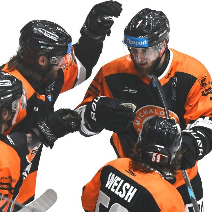 Na snímke radosť hráčov HK Dukla Ingema Michalovce.