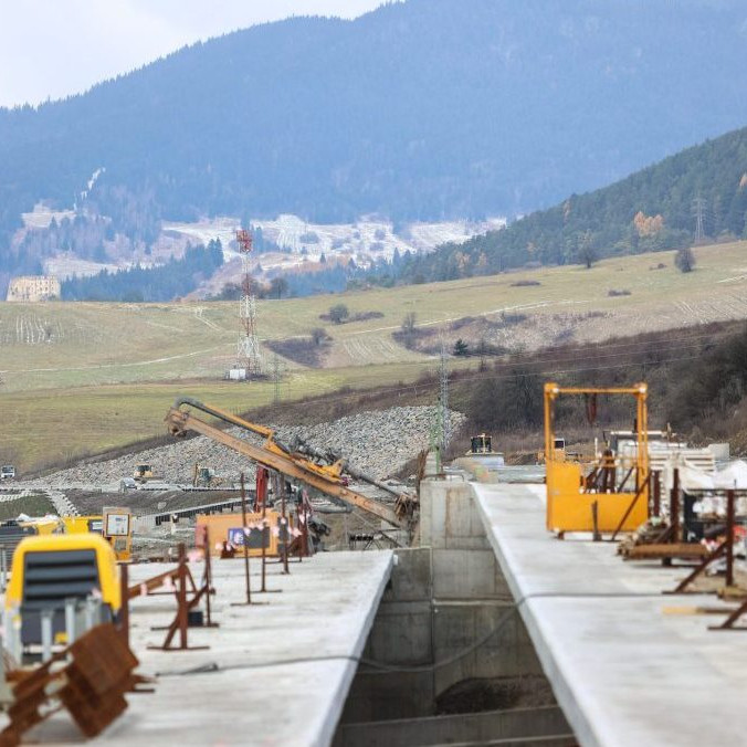 Stavebné práce na stavbe D1 Hubová - Ivachnová.