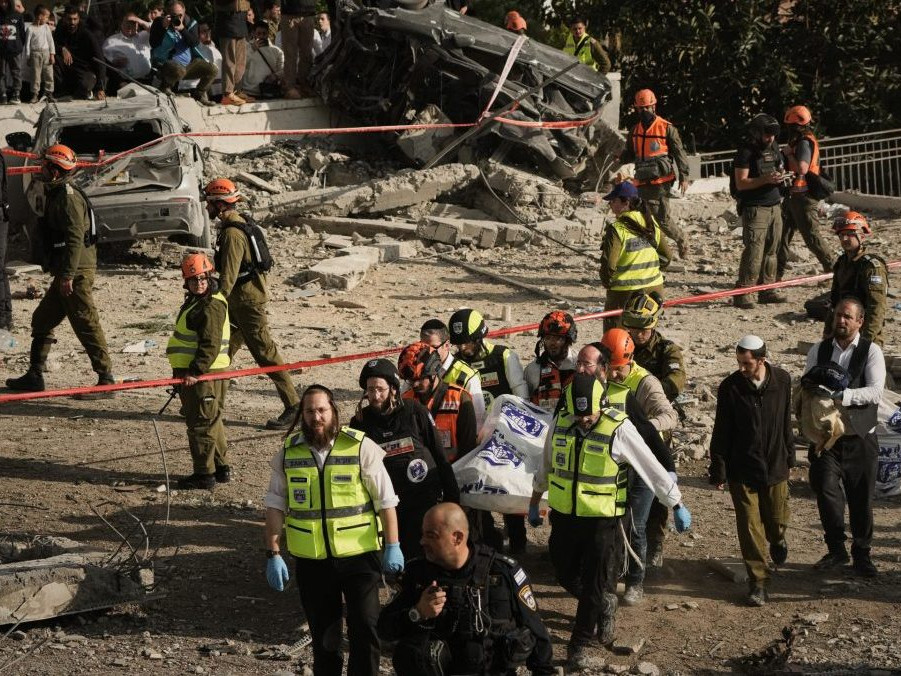 Iránska raketa zasiahla obytnú štvrť.