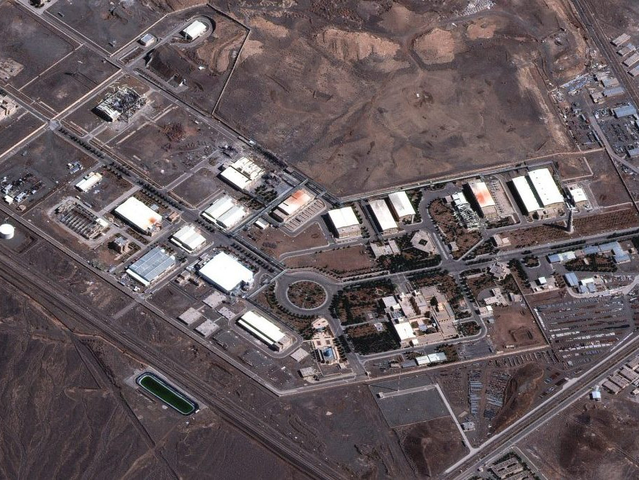 Iránske jadrové zariadenie Natanz na satelitnej snímke.