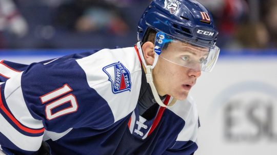 VIDEO: Adam Sýkora strelil svoj prvý gól v NHL. Vyhlásili ho za druhú hviezdu stretnutia