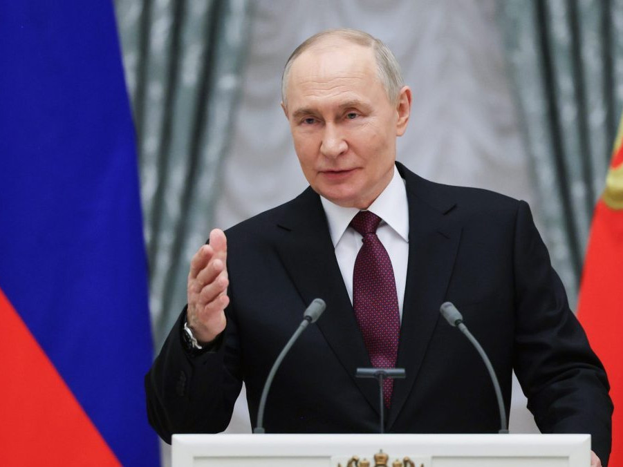 Rusko chcelo pomôcť Orbánovi pred voľbami fingovaným atentátom, zistil The Washington Post