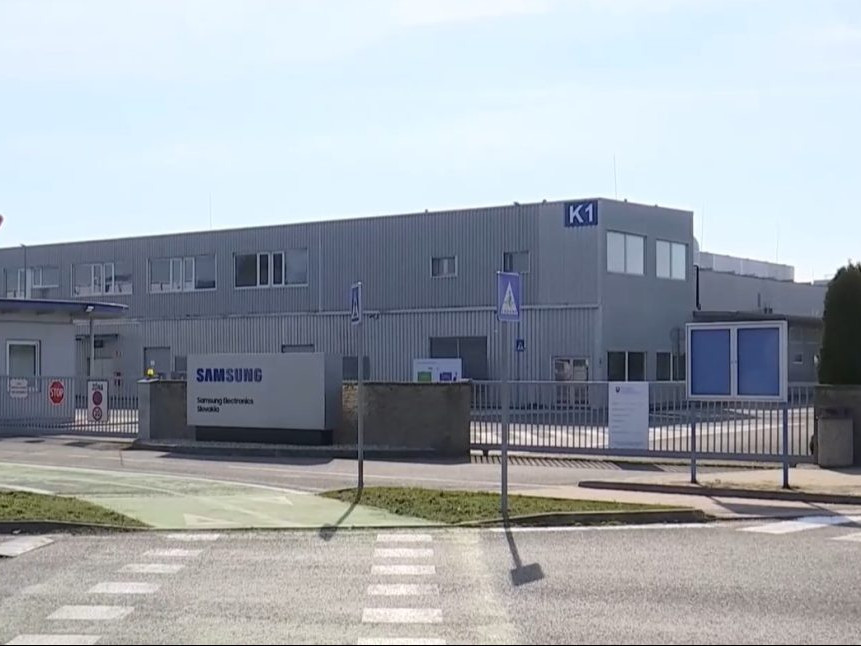 Na ilustračnej snímke spoločnosť Samsung v Galante.