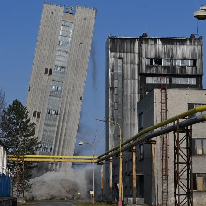 Odstrel ťažobnej veže v areál Dolu Paskov-Staříč.