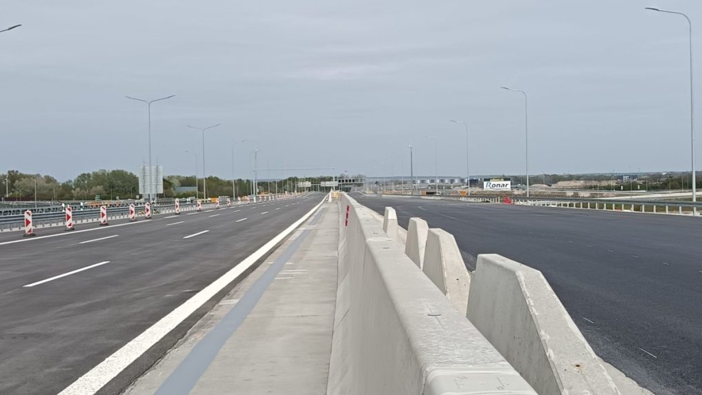 Znovuotvorený úsek diaľnice D1.