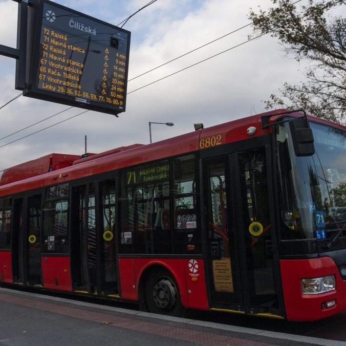 autobus MHD v Bratislave
