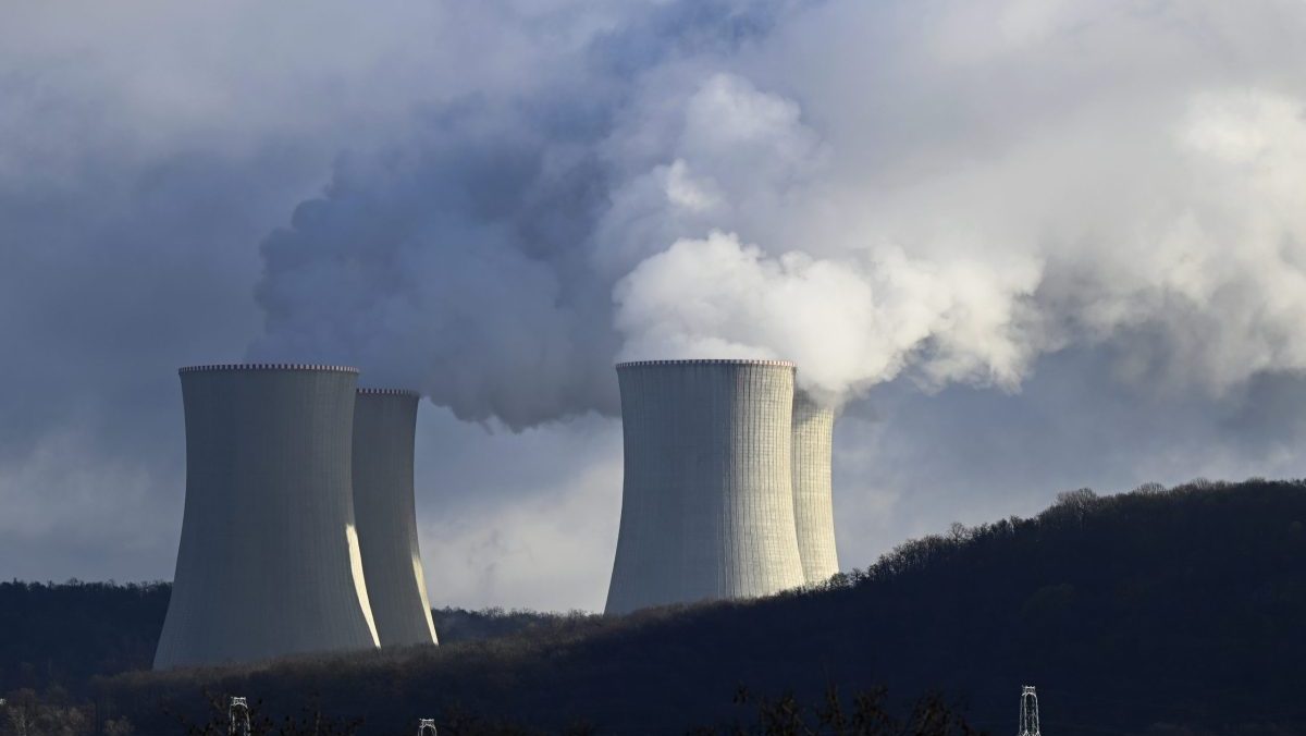 &Scaron;t&aacute;t m&aacute; z&aacute;ujem o v&auml;č&scaron;inov&eacute; vlastn&iacute;ctvo akci&iacute; v Slovensk&yacute;ch elektr&aacute;rňach, tento krok by priv&iacute;tala aj opoz&iacute;cia