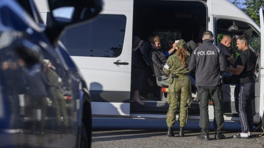 Náhodná kontrola na hraničnom priechode Bratislava-Rajka.