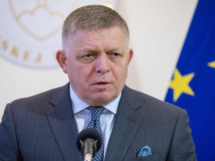 Premiér Robert Fico.